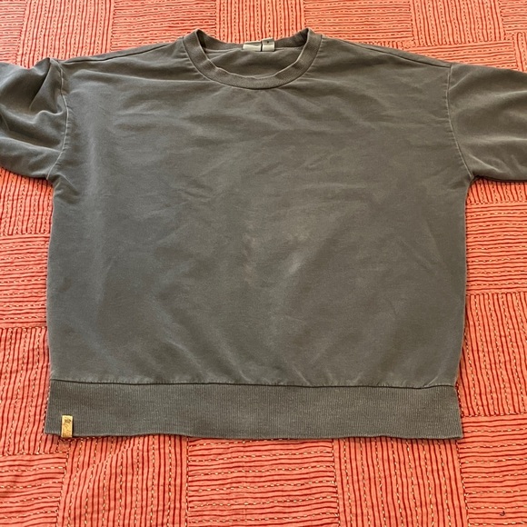 tentree organic cotton women’s size small Gray Crewneck Top - Picture 9 of 11